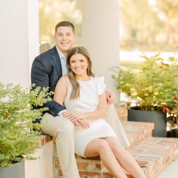 Meet your Posher, Allison - Picture 1 of 1